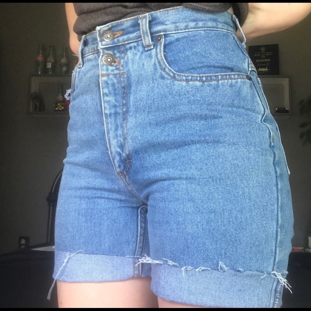 BonJour High Waisted Cut offs